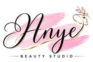 Anye Beauty Studio nos especializamos en crear experiencias de belleza pensadas para hacerte sentir y lucir increíble en cada ocasión.